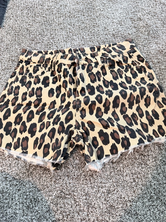 Pants - Leopard Jean shorts : NWOT